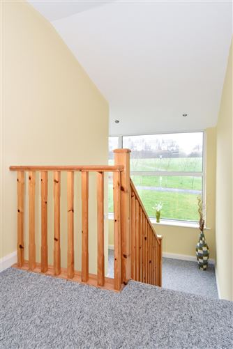 65 Caiseal Cam, Roscam, Galway