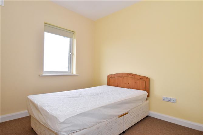 65 Caiseal Cam, Roscam, Galway