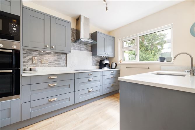 4 Eaton Wood Avenue, Shankill, Dublin 18