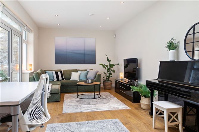 12 Blackpitts, Dublin 8