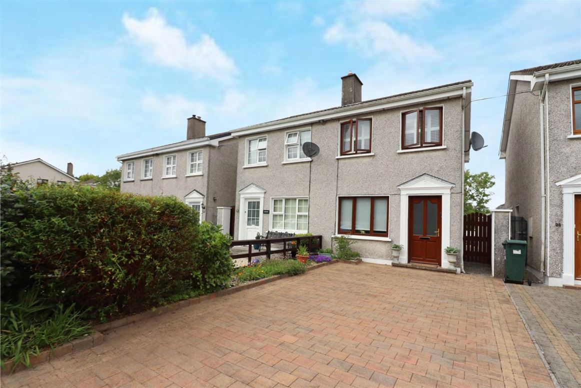 24 Dangan Heights, Newcastle, County Galway