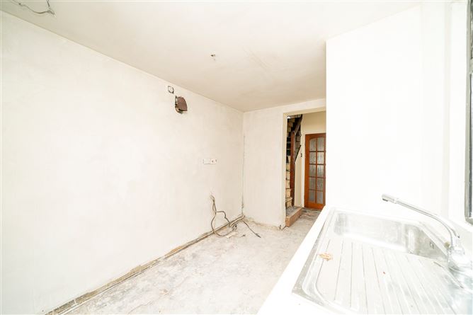 9 Woodfield Place , Inchicore, Dublin 8