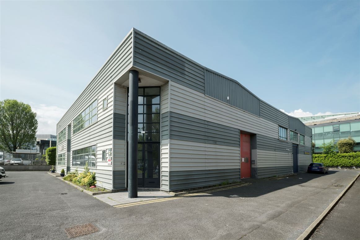 Hillview House, 52 Bracken Road, Sandyford, Dublin 18