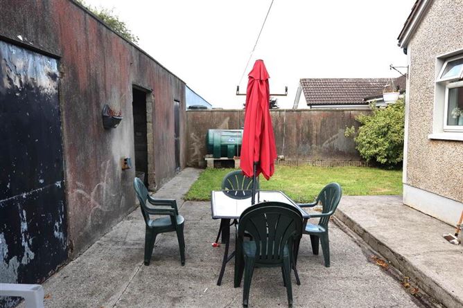 9 Sheehane, Roscrea, Tipperary