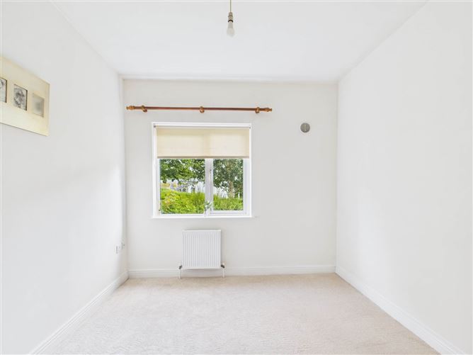 62 Marina Court, Athy, County Kildare