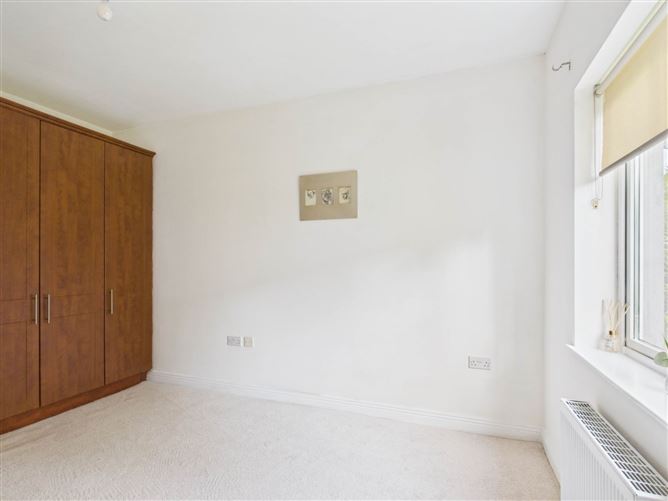 62 Marina Court, Athy, County Kildare