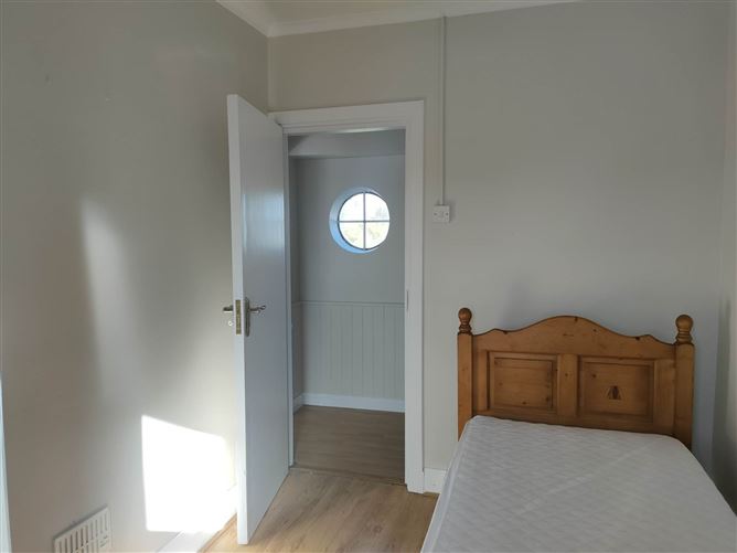 Cloonshecahill, New Inn, Ballinasloe, County Galway