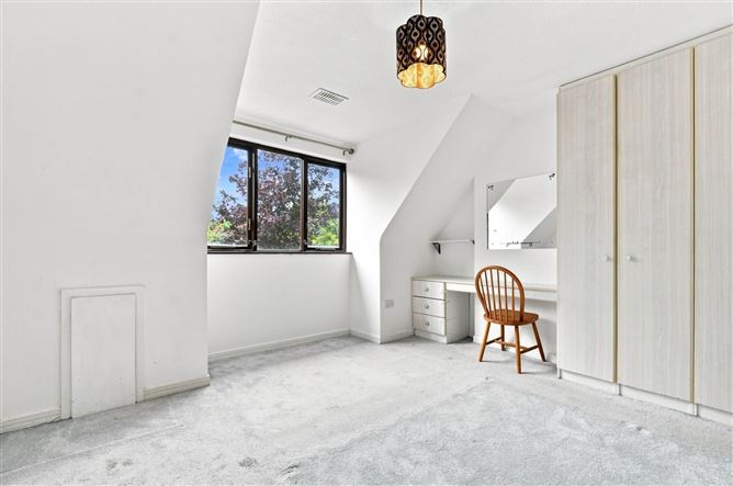 Photo 12 of 20 — 7 Newtown Court, Maynooth, County Kildare