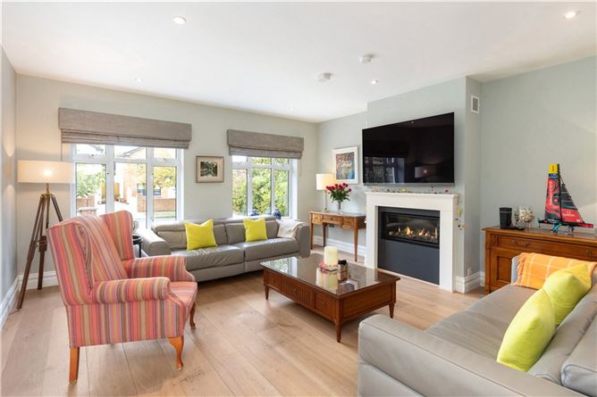 98 Mount Albany, Blackrock, Co. Dublin