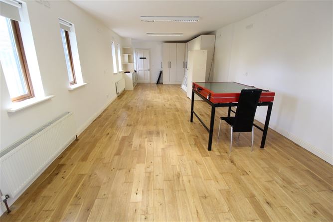 Clon Road, Ennis, Co. Clare