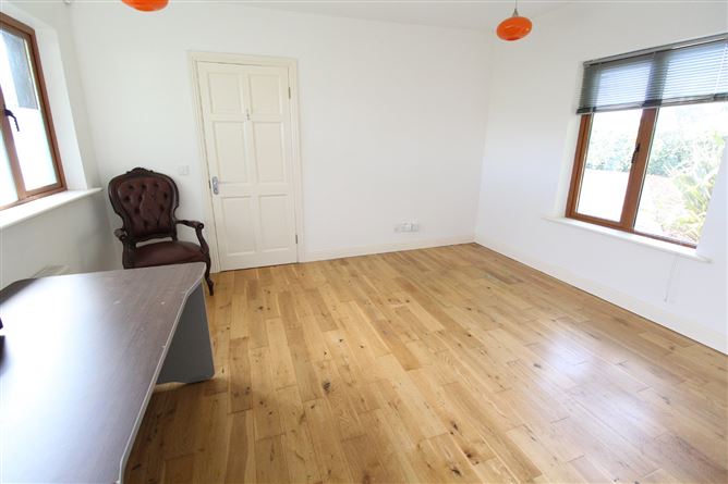 Clon Road, Ennis, Co. Clare