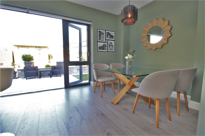 32 Hollywoodrath Crescent, Hollystown, Dublin 15