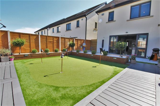 32 Hollywoodrath Crescent, Hollystown, Dublin 15
