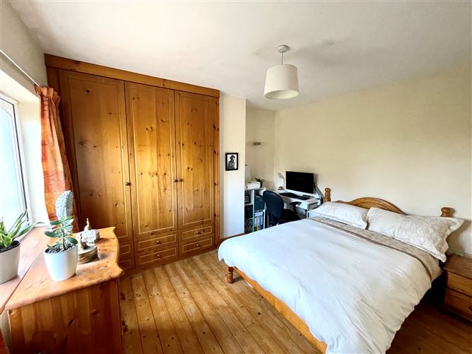 43 Castlewood Park, Tralee, Kerry