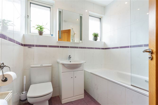 4 Hillcourt Park, Glenageary, Co. Dublin
