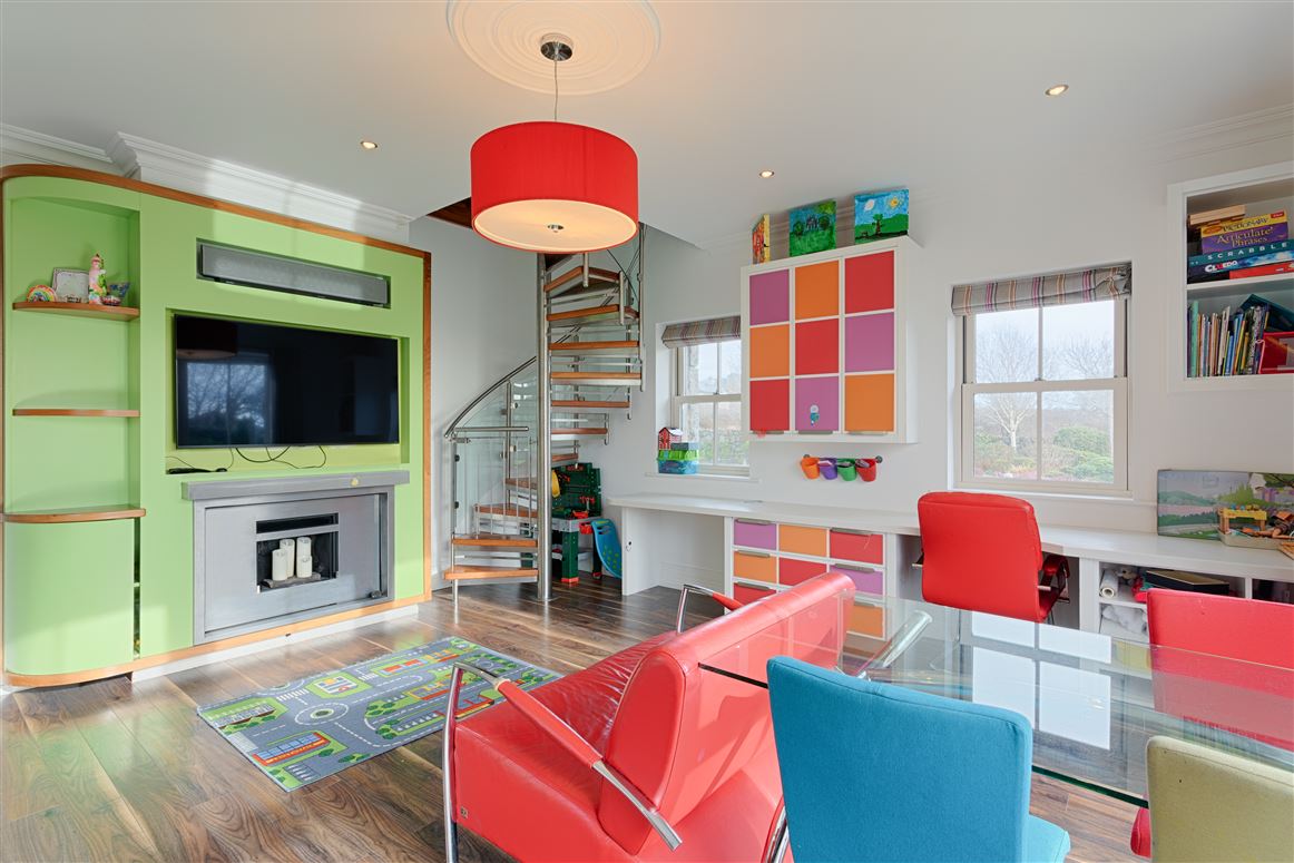 Mansion by the Connemara coast,10 Scath Na Mara