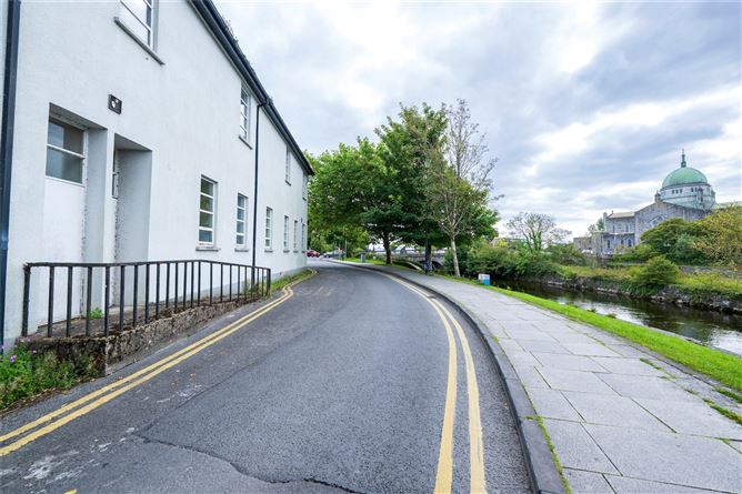 Waterside House, 5 Courthouse Square, Woodquay, City Centre, Galway City