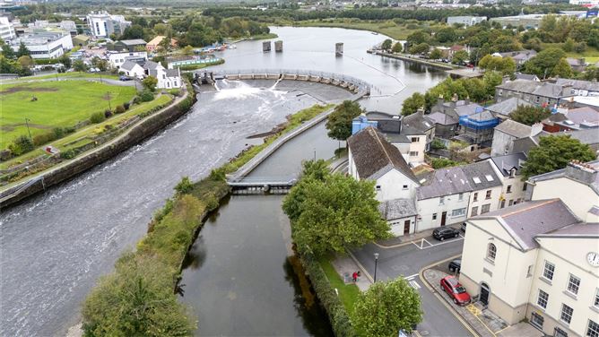 Waterside House, 5 Courthouse Square, Woodquay, City Centre, Galway City