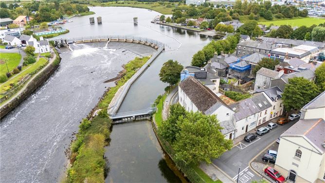 Waterside House, 5 Courthouse Square, Woodquay, City Centre, Galway City