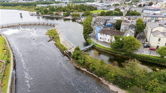 Waterside House, 5 Courthouse Square, Woodquay, City Centre, Galway City
