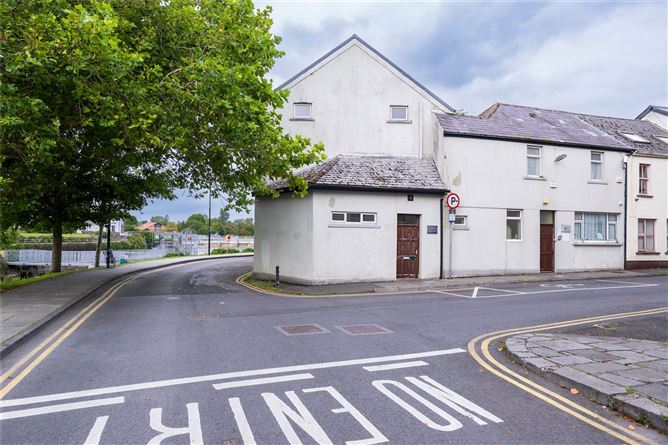 Waterside House, 5 Courthouse Square, Woodquay, City Centre, Galway City
