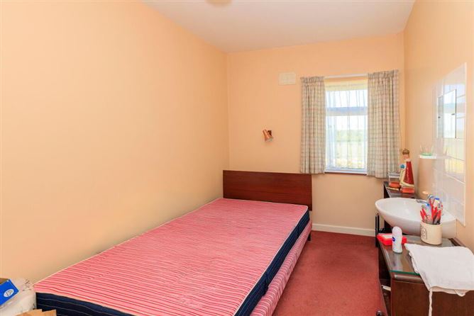 Photo 12 of 20 — Carrigdonn, Limerick Road, Newport, Tipperary