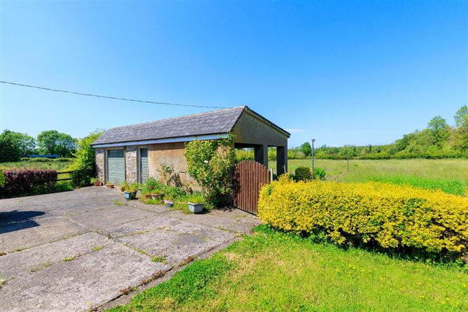 Photo 17 of 20 — Carrigdonn, Limerick Road, Newport, Tipperary