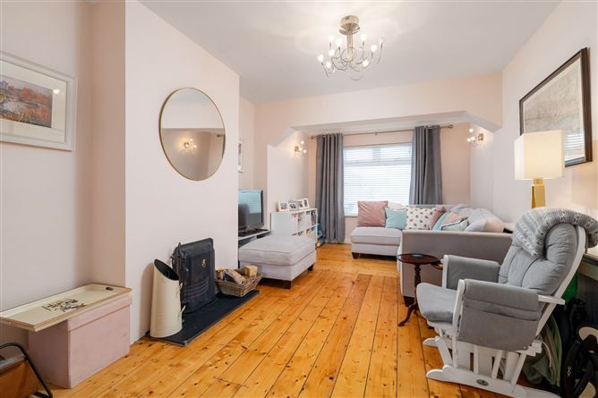6 Abbey Park, Monkstown, County Dublin