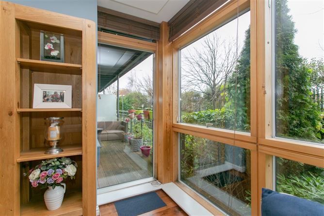 1 Hazelbrook, Upper Kilmacud Road, Stillorgan, Co. Dublin