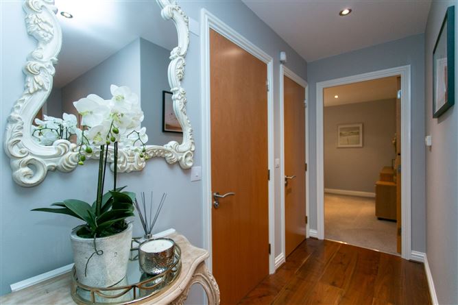 1 Hazelbrook, Upper Kilmacud Road, Stillorgan, Co. Dublin