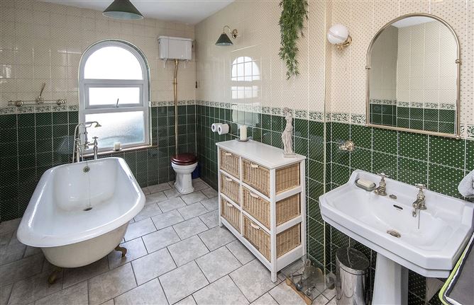 3 Emerald Terrace, Dungarvan, Co. Waterford