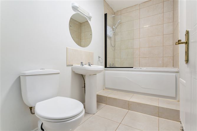 15 Ravenswood View, Clonsilla, Dublin