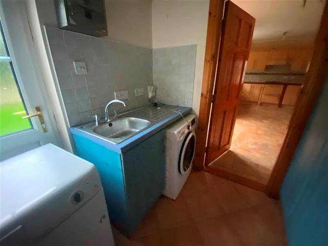 Photo 12 of 25 — 36 Lisnennan Court, Letterkenny, Co. Donegal