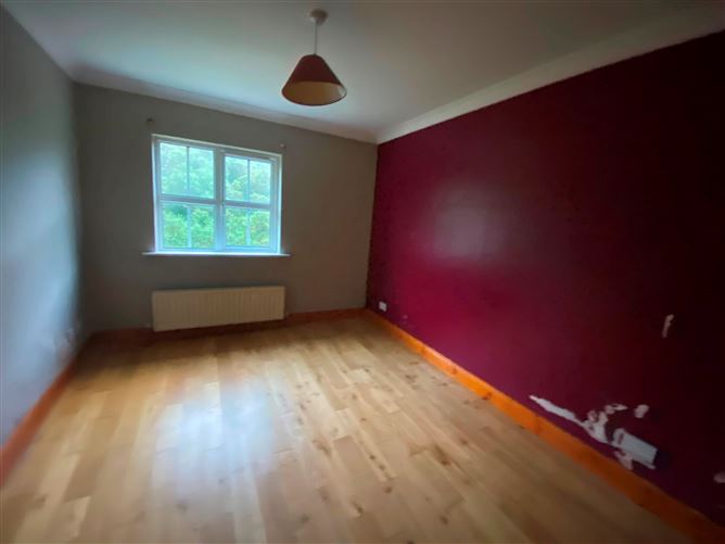 Photo 20 of 25 — 36 Lisnennan Court, Letterkenny, Co. Donegal