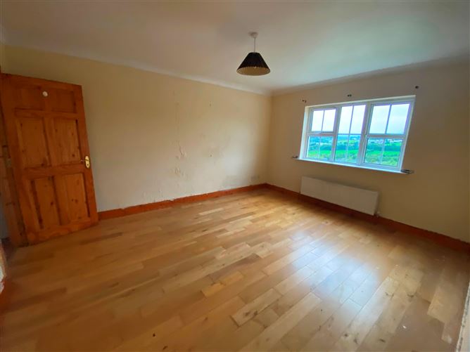 Photo 24 of 25 — 36 Lisnennan Court, Letterkenny, Co. Donegal
