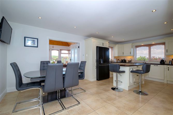 Glen Oaks, Ballybrack, Carrignavar, Co.Cork