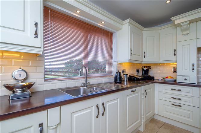 Glen Oaks, Ballybrack, Carrignavar, Co.Cork