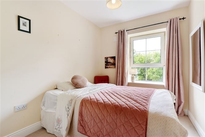 8 Shanagarry, Milltown, Dublin 6