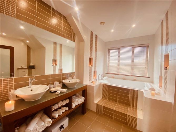 5 Railway Village, Lordship, Dundalk, County Louth