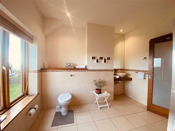 5 Railway Village, Lordship, Dundalk, County Louth