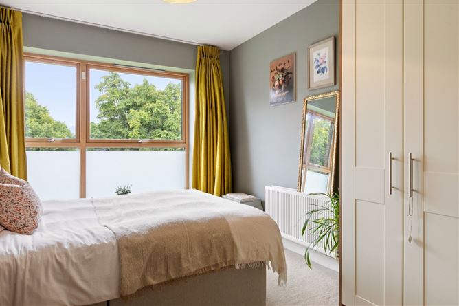 31 The Green, Kensington Lodge, Rochestown Avenue, Dun Laoghaire, Co. Dublin