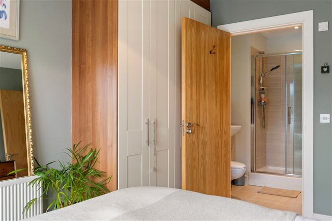 31 The Green, Kensington Lodge, Rochestown Avenue, Dun Laoghaire, Co. Dublin
