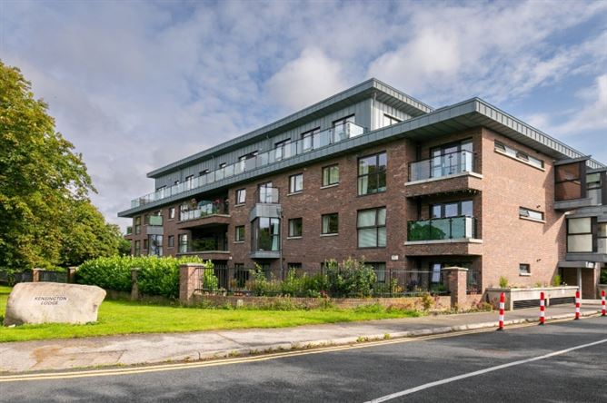 31 The Green, Kensington Lodge, Rochestown Avenue, Dun Laoghaire, Co. Dublin