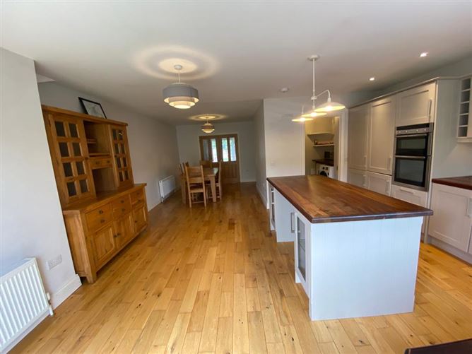 21 The Greens, Little Island, Cork