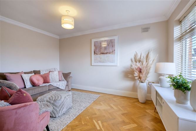 28 Abbeycartron, Longford Town, Co. Longford