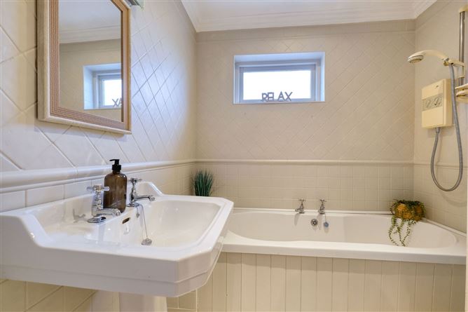 28 Abbeycartron, Longford Town, Co. Longford