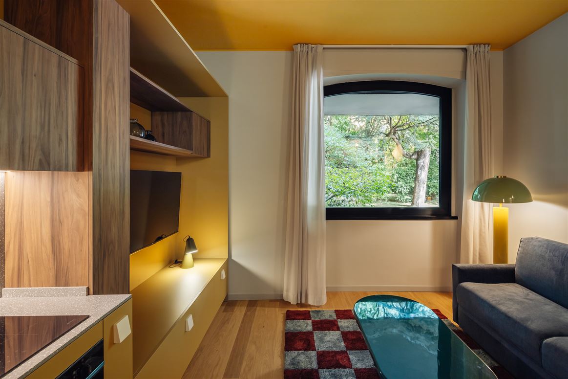 Milan Leaves,Milano,Lombardy,Italy