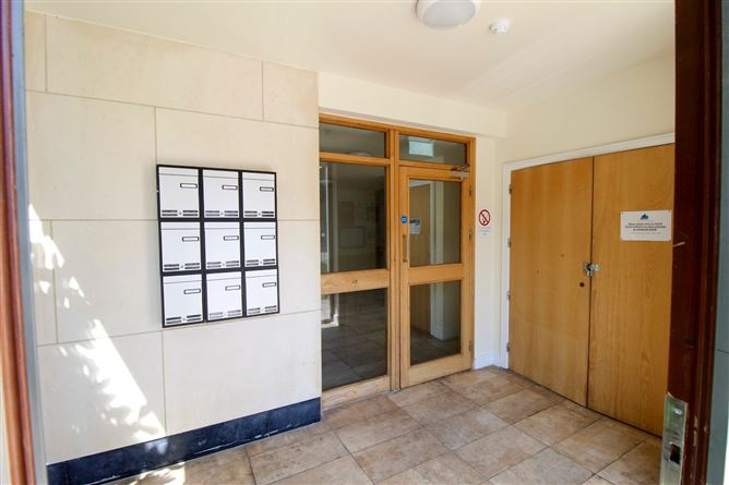 10 Castlegate Way, Adamstown, Lucan, Co. Dublin