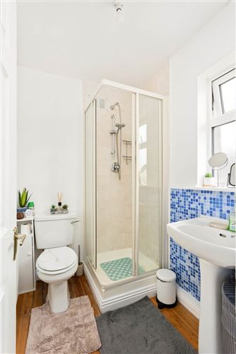 Photo 12 of 23 — 9 Griffeen Glen Crescent, Griffeen Glen, Lucan, County Dublin