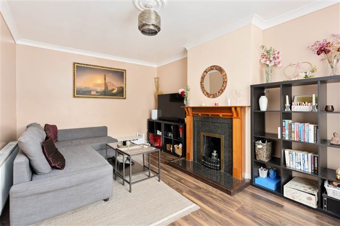 Photo 6 of 23 — 9 Griffeen Glen Crescent, Griffeen Glen, Lucan, County Dublin